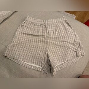 Abercrombie & Fitch Women’s Linen Blend Shorts